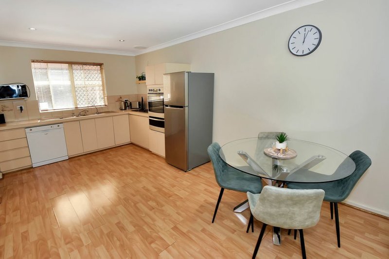 Photo - 2/81 Calais Road, Scarborough WA 6019 - Image 6