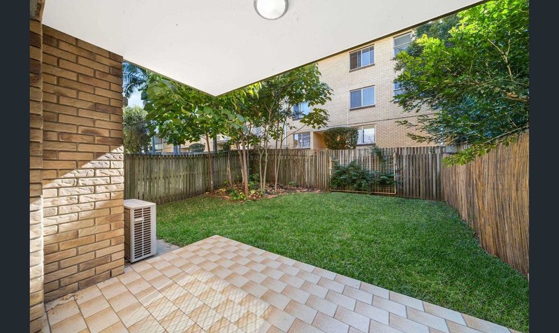 Photo - 2/81 Eton Street, Nundah QLD 4012 - Image 4