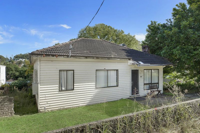 281 Main Road, Fennell Bay NSW 2283