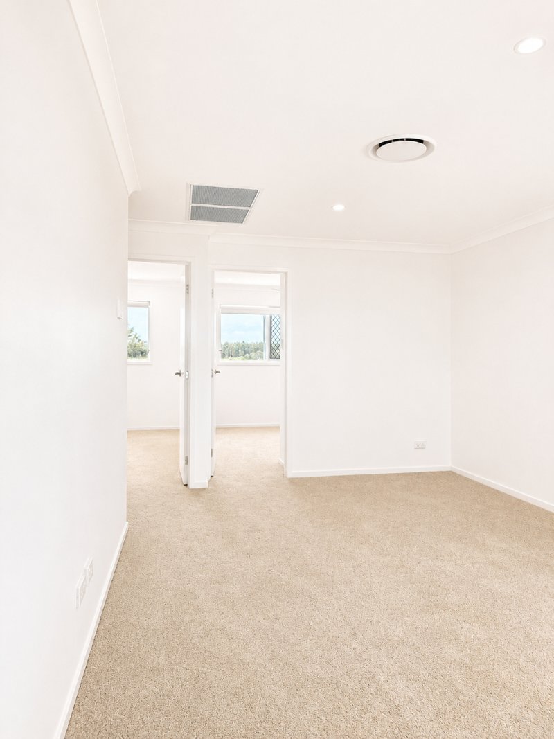 Photo - 28/1 Mckenzie Road, Mango Hill QLD 4509 - Image 7