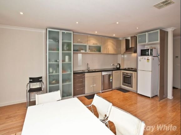 Photo - 2/81 Moriah Street, Clayton VIC 3168 - Image 3