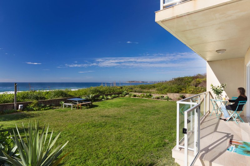 Photo - 2/81 Ocean Street, Narrabeen NSW 2101 - Image 2