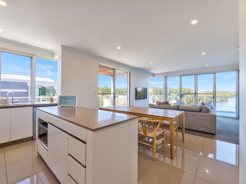 Photo - 28/10 Ben Lexcen Place, Robina QLD 4226 - Image 7