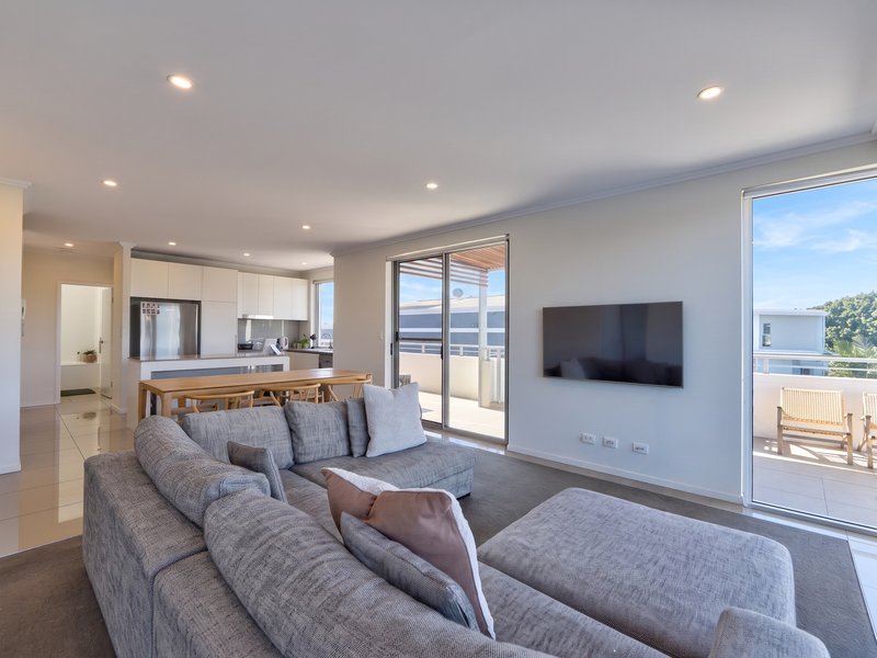 Photo - 28/10 Ben Lexcen Place, Robina QLD 4226 - Image 10