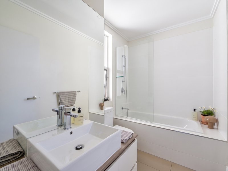 Photo - 28/10 Ben Lexcen Place, Robina QLD 4226 - Image 13
