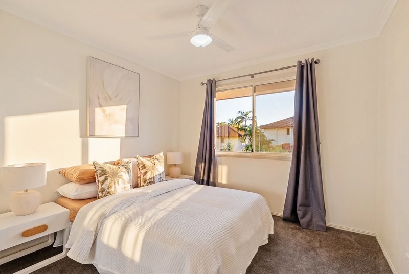Photo - 28/102 Alexander Drive, Highland Park QLD 4211 - Image 10