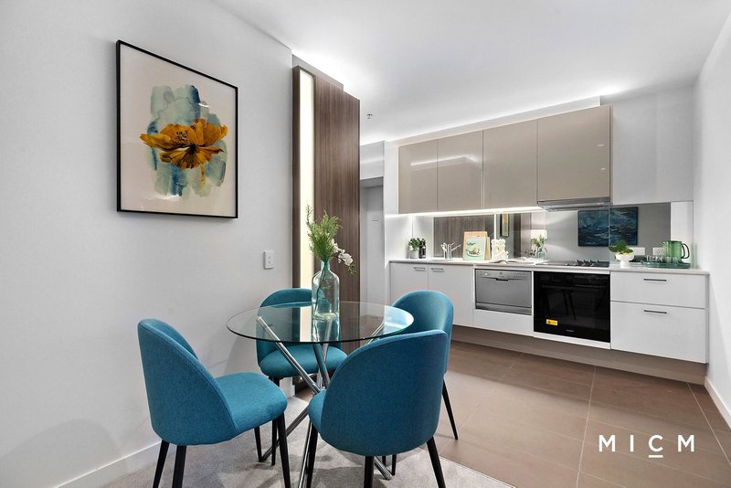 Photo - 2810/220 Spencer Street, Melbourne VIC 3000 - Image 4