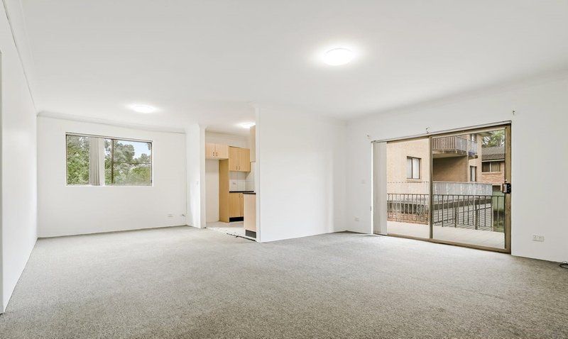 Photo - 28/11 Louis Street, Granville NSW 2142 - Image 3