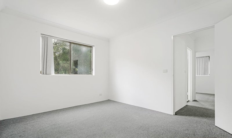 Photo - 28/11 Louis Street, Granville NSW 2142 - Image 4