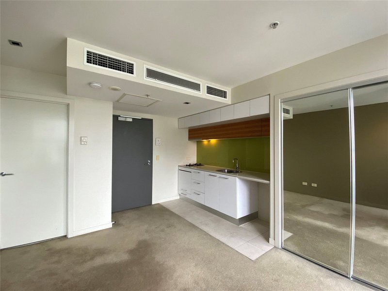 2811B/100 Harbour Esplanade, Docklands VIC 3008