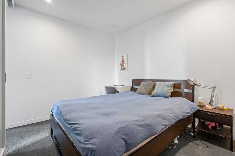 Photo - 2812/80 Abeckett Street, Melbourne VIC 3000 - Image 7