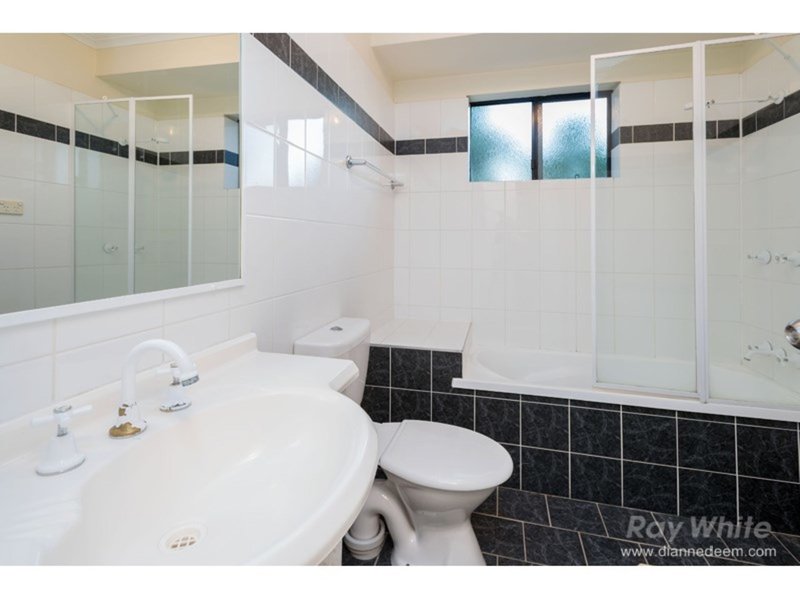 Photo - 28/15 Dansie Street, Greenslopes QLD 4120 - Image 9