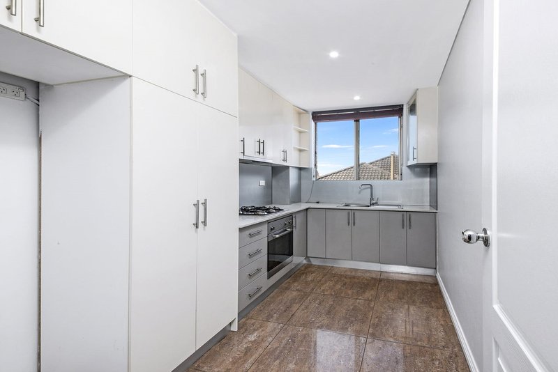 Photo - 28/17-19 Phillip Street, Roselands NSW 2196 - Image 3