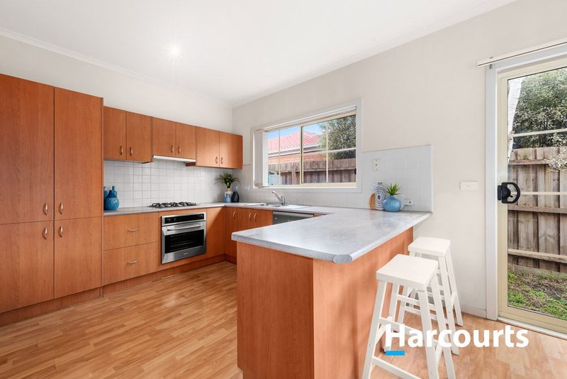 Photo - 28/19 Sovereign Place, Wantirna South VIC 3152 - Image 5