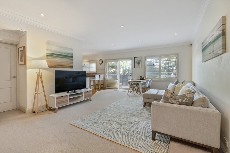 Photo - 2/81A Glover Street, Mosman NSW 2088 - Image 2