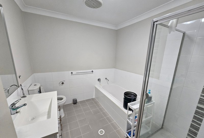 Photo - 28/1A Woodbury Park Drive, Mardi NSW 2259 - Image 11