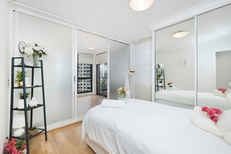 Photo - 28/2-8 Llandaff Street, Bondi Junction NSW 2022 - Image 5