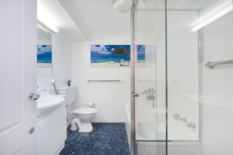 Photo - 28/2-8 Llandaff Street, Bondi Junction NSW 2022 - Image 6