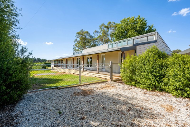 Photo - 282 Fighting Gully Road, Beechworth VIC 3747 - Image 4