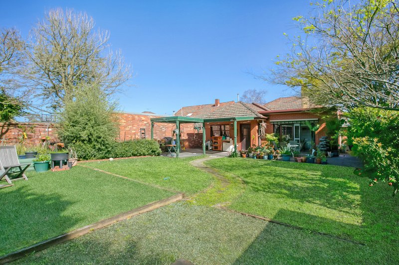 Photo - 282 Gilbert Road, Preston VIC 3072 - Image 11