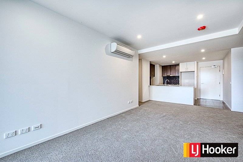 Photo - 28/2 Hinder Street, Gungahlin ACT 2912 - Image 5