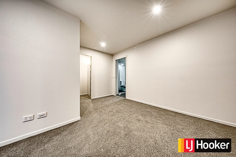 Photo - 28/2 Hinder Street, Gungahlin ACT 2912 - Image 14