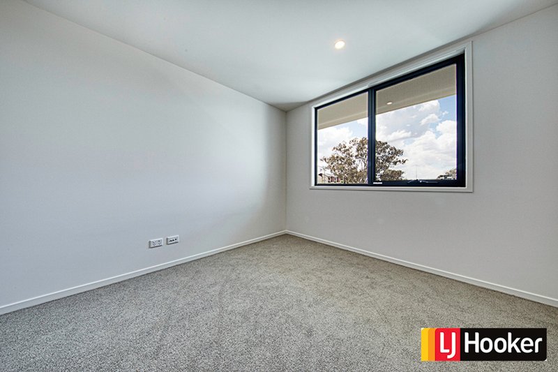 Photo - 28/2 Hinder Street, Gungahlin ACT 2912 - Image 23