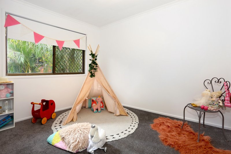 Photo - 2/82 Nerang Connection Road, Nerang QLD 4211 - Image 3