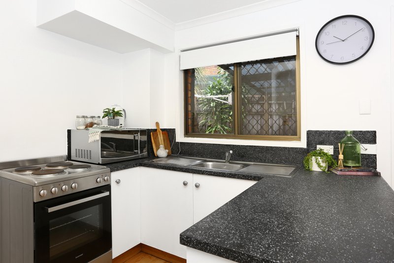 Photo - 2/82 Nerang Connection Road, Nerang QLD 4211 - Image 9