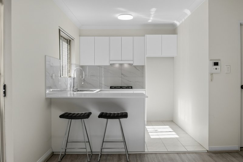 Photo - 28/2 Philip Street, Strathfield NSW 2135 - Image 4