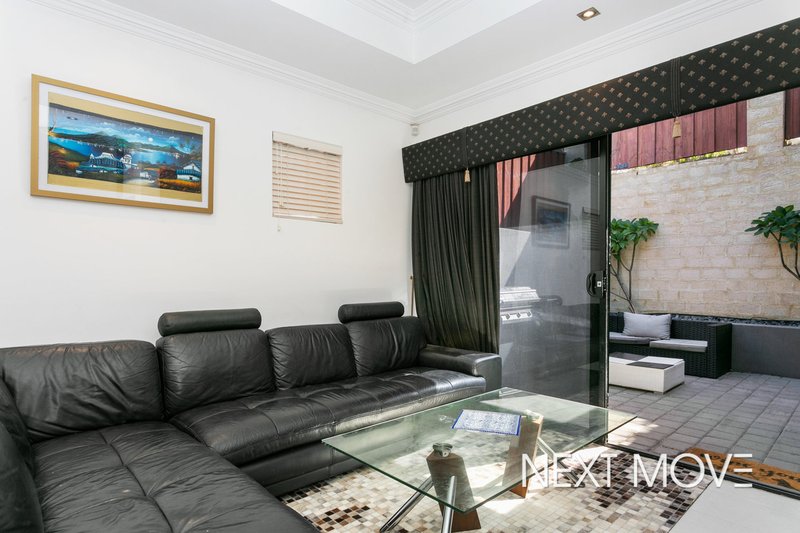 Photo - 2/82 Strickland Street, South Perth WA 6151 - Image 8