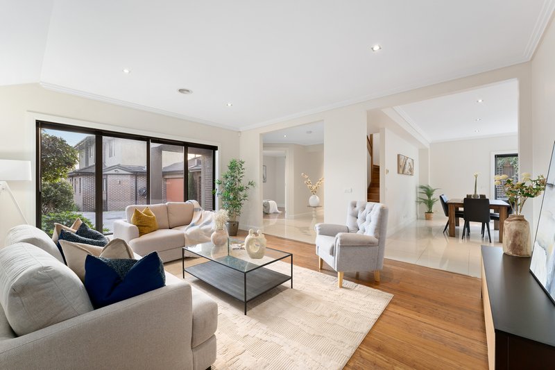 Photo - 2/82 View Street, Clayton VIC 3168 - Image 4