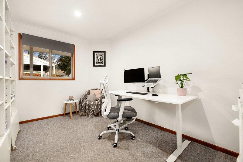 Photo - 28/24 Beazley Crescent, Calwell ACT 2905 - Image 8