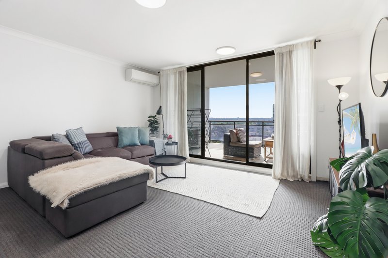 Photo - 28/24 Campbell Street, Parramatta NSW 2150 - Image 2