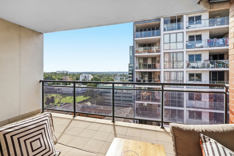 Photo - 28/24 Campbell Street, Parramatta NSW 2150 - Image 5