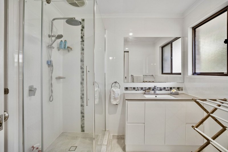 Photo - 28/244 Ron Penhaligon Way, Robina QLD 4226 - Image 4