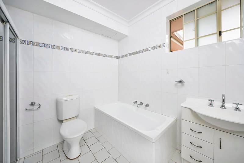 Photo - 28/26-32 High Street, Caringbah South NSW 2229 - Image 6