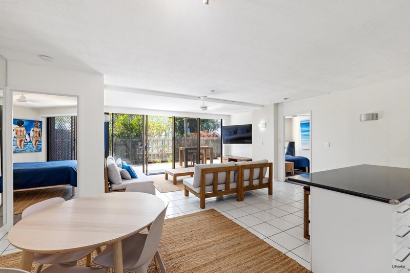 Photo - 2/828 Pacific Parade, Currumbin QLD 4223 - Image 4