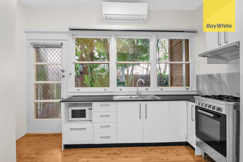 Photo - 2/82A Weston Street, Harris Park NSW 2150 - Image 6