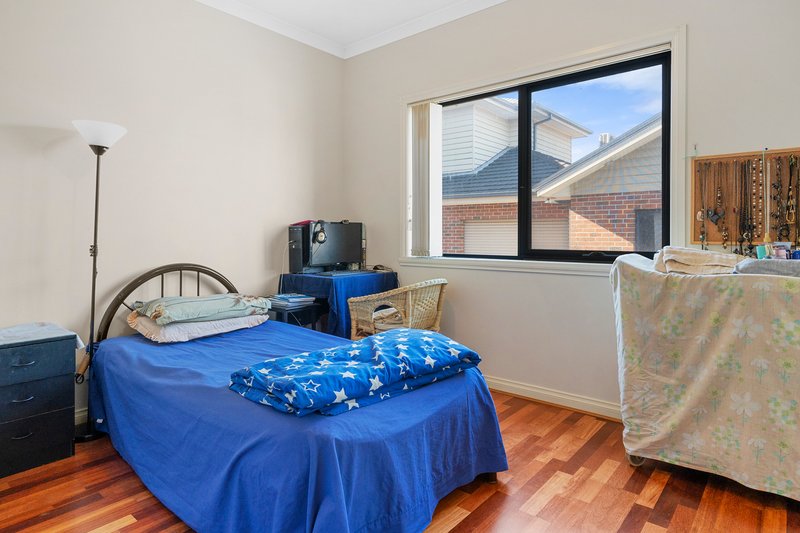 Photo - 2/83-85 Howard Street, Reservoir VIC 3073 - Image 5