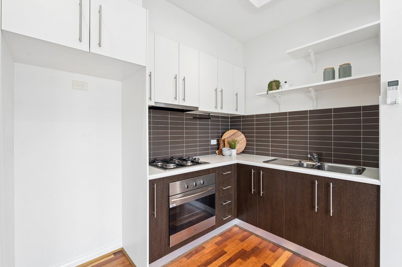 Photo - 2/83-85 Howard Street, Reservoir VIC 3073 - Image 9