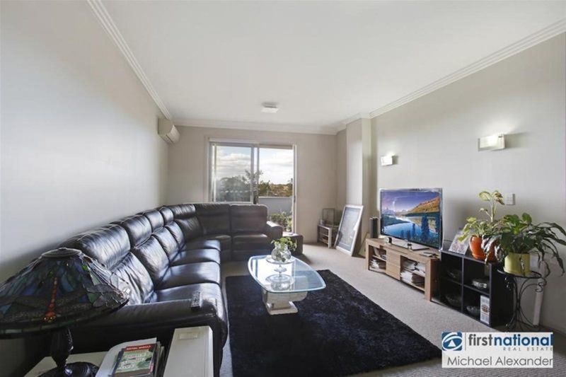 Photo - 28/3-9 Warby Street, Campbelltown NSW 2560 - Image 3