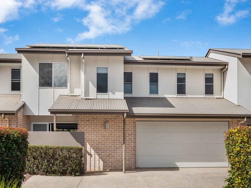 2/83 Beerwah Parade, Beerwah QLD 4519