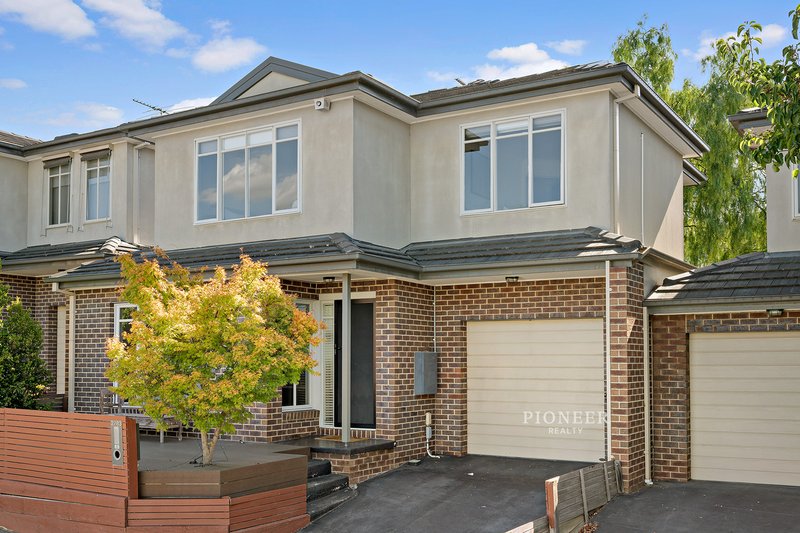Photo - 2/83 Dunloe Avenue, Mont Albert North VIC 3129 - Image 2