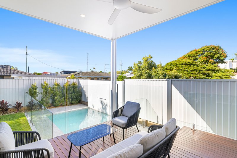 Photo - 2/83 Point Cartwright Drive, Buddina QLD 4575 - Image 3
