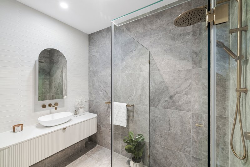 Photo - 2/83 Point Cartwright Drive, Buddina QLD 4575 - Image 16