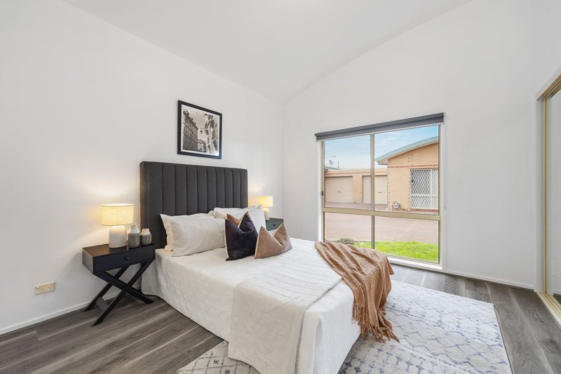 Photo - 2/83 Rufus Street, Epping VIC 3076 - Image 8