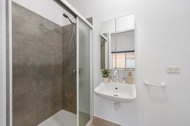 Photo - 2/83 Rufus Street, Epping VIC 3076 - Image 10