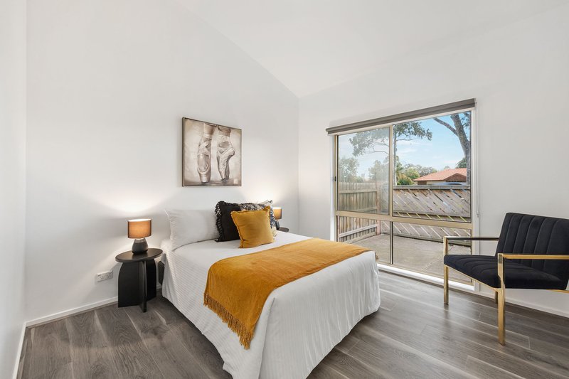 Photo - 2/83 Rufus Street, Epping VIC 3076 - Image 11