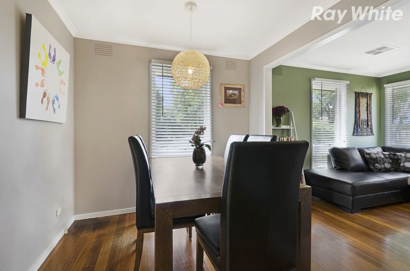 Photo - 283 Windermere Drive, Ferntree Gully VIC 3156 - Image 4